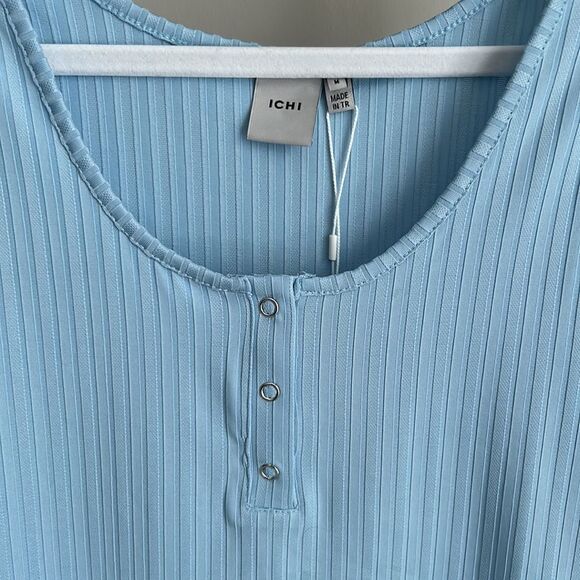 ICHI - SIZE MED - Light Blue - Textured Button - Tank Top - New! - Picture 3 of 4